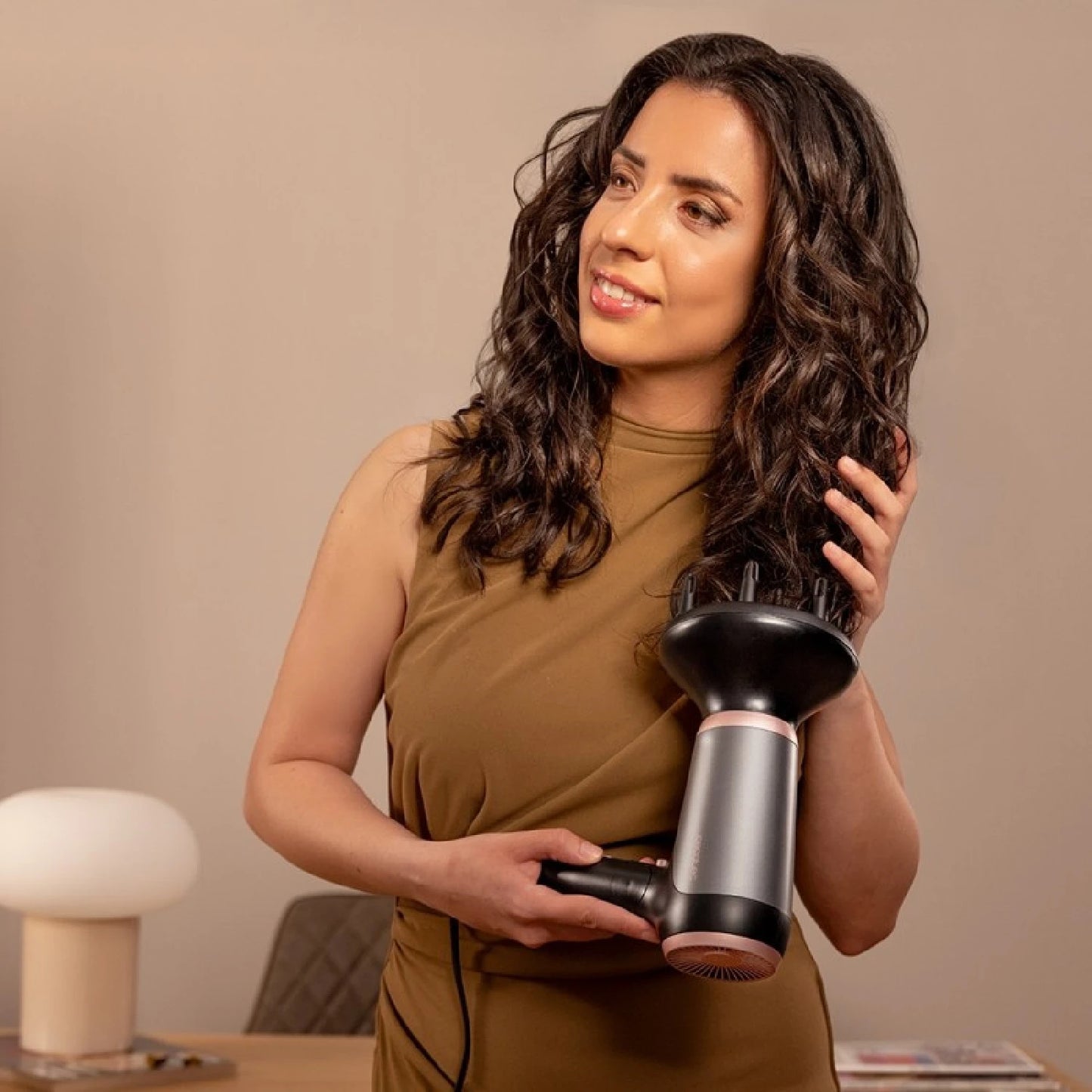 Asciugacapelli  IoniCare Power&Travel 2400W - Pieghevole Professionale con Tecnologia Ionica